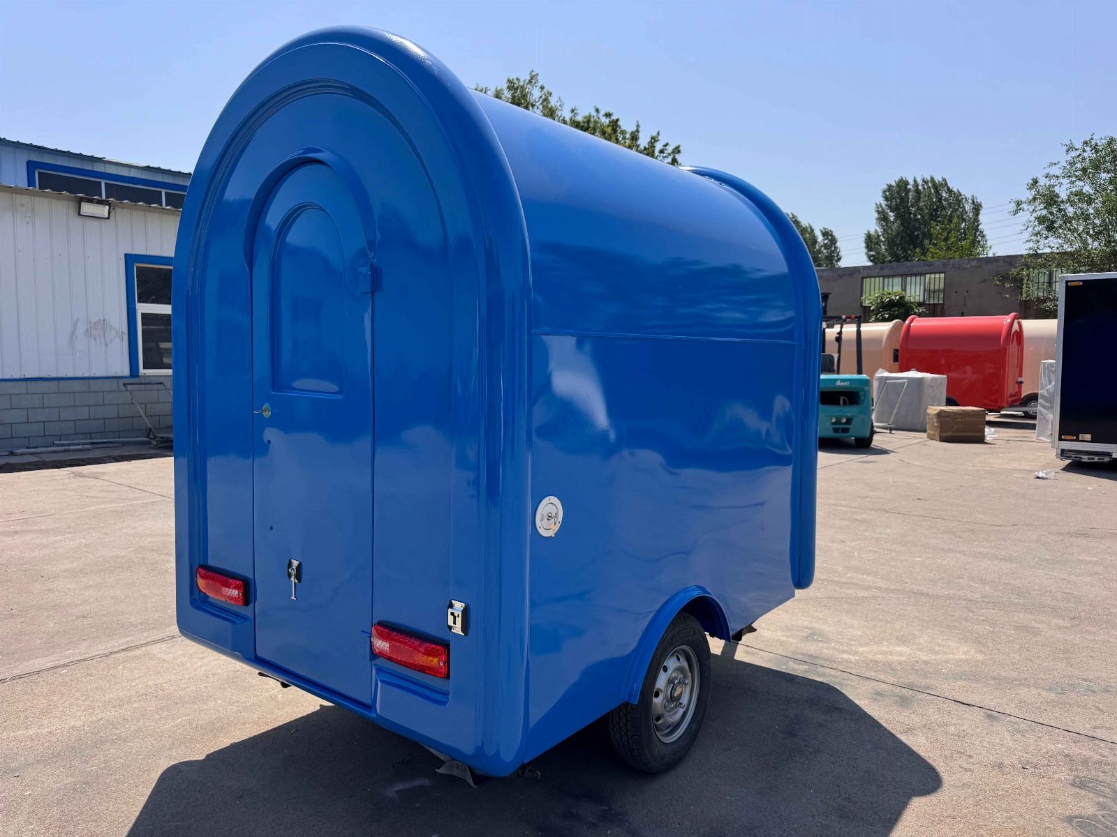 Classic 220 × 160 — Bleu ciel RAL 5015